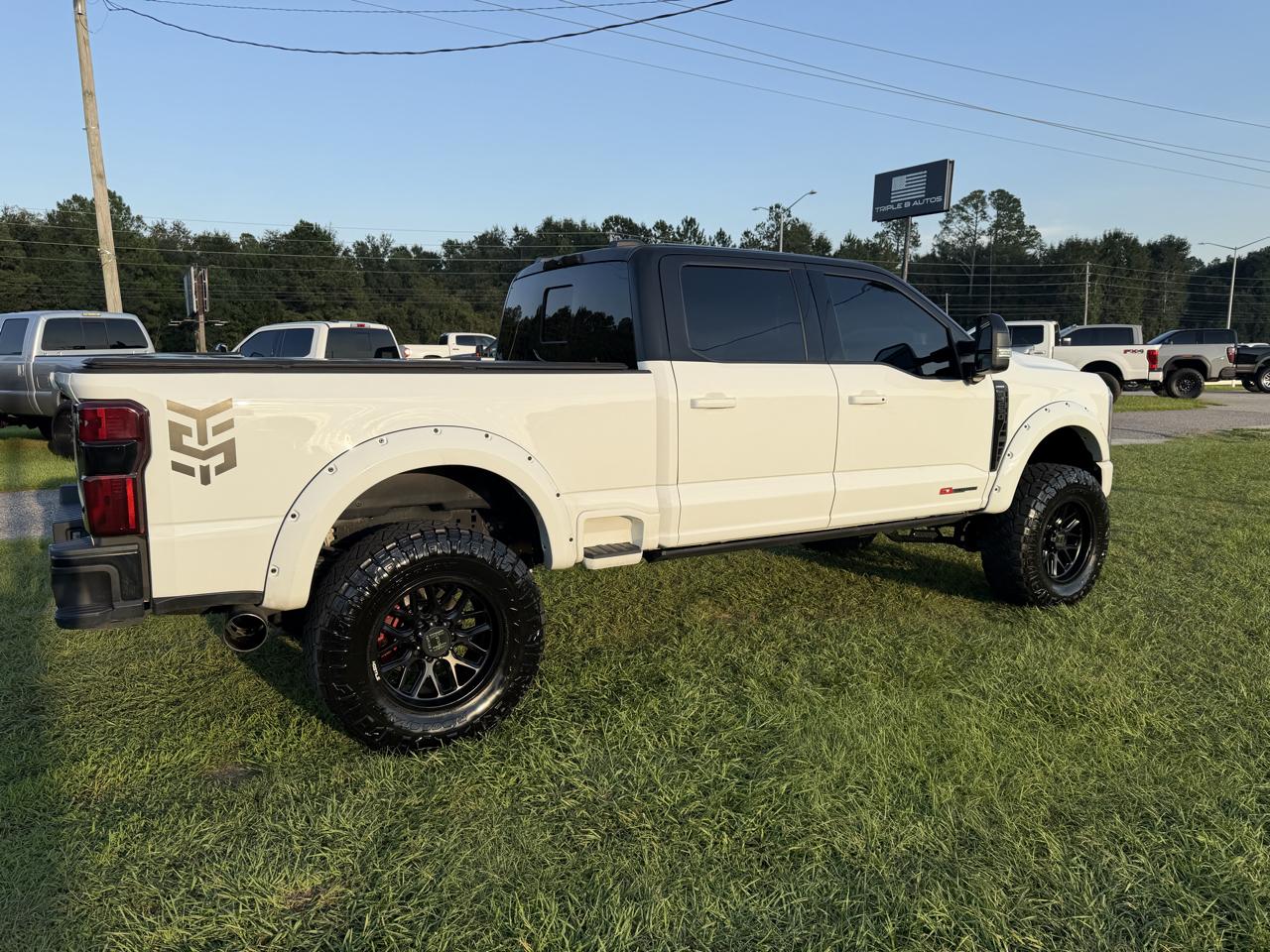 Ford Super Duty F-250 SRW Lariat 4WD Crew Cab 6.75' Box 2025