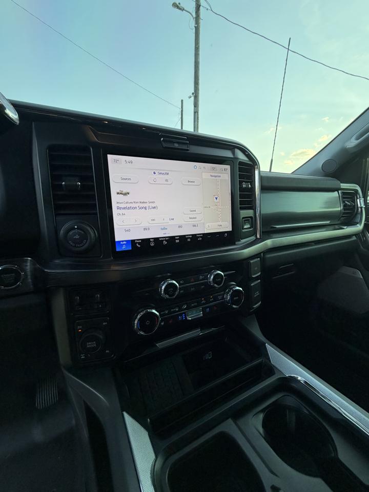 Ford Super Duty F-250 SRW Lariat 4WD Crew Cab 6.75' Box 2025