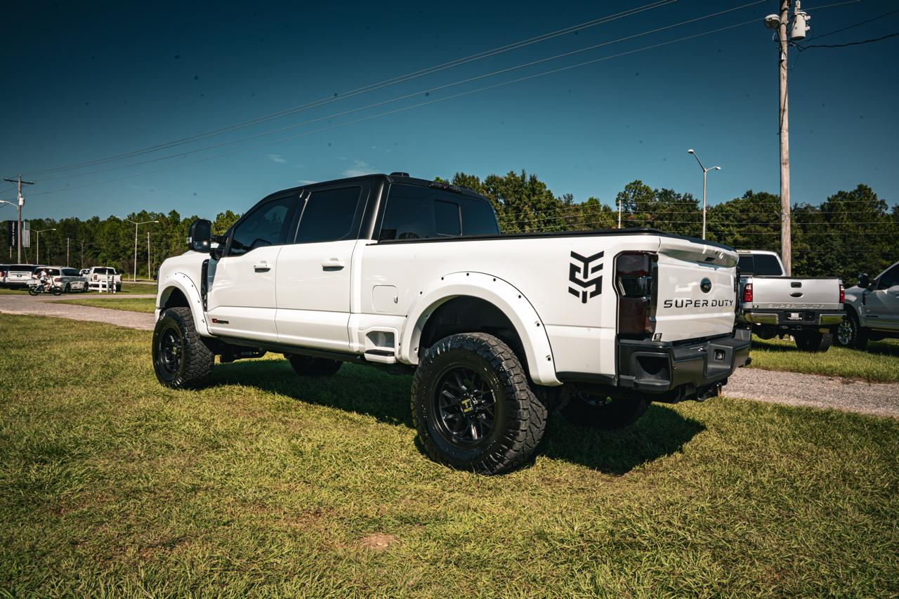Ford Super Duty F-250 SRW Lariat 4WD Crew Cab 6.75' Box 2025