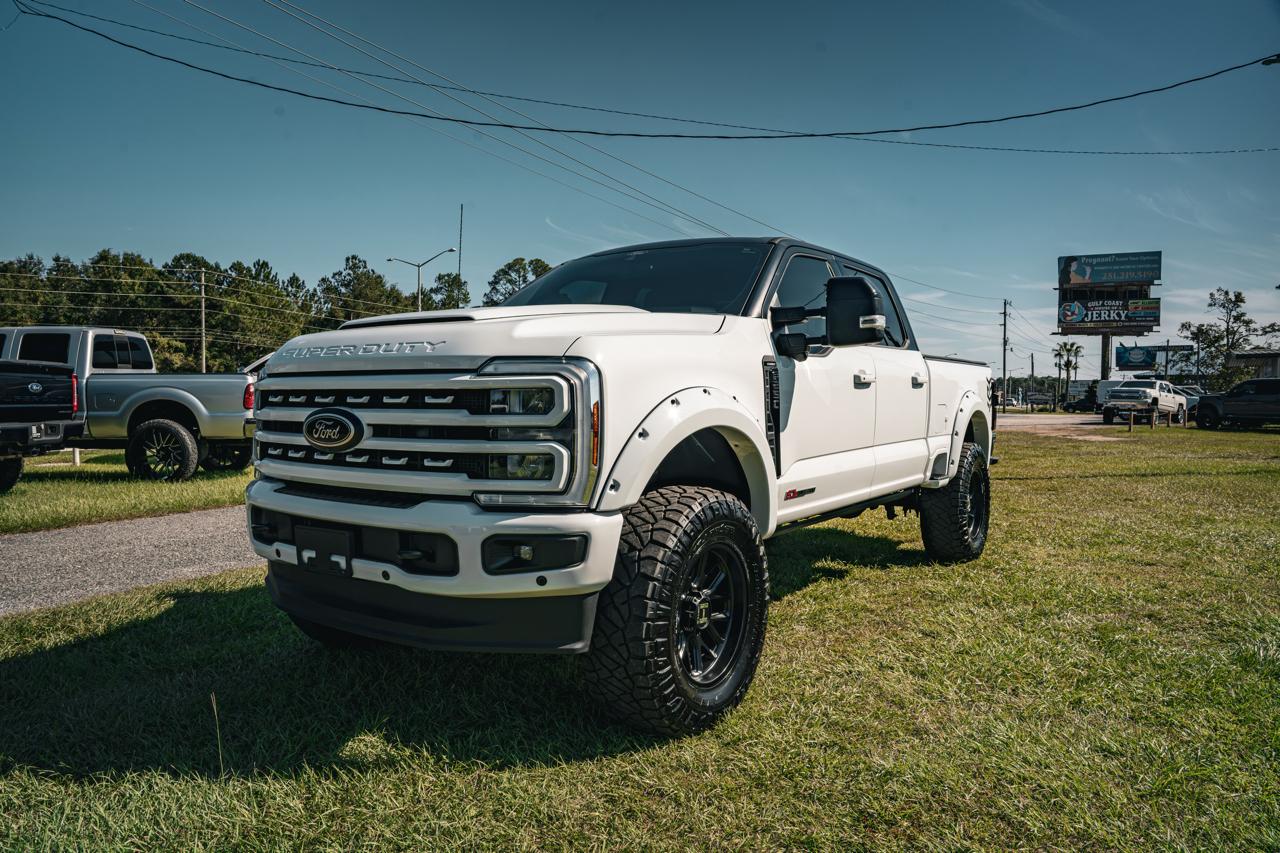 Ford Super Duty F-250 SRW Lariat 4WD Crew Cab 6.75' Box 2025