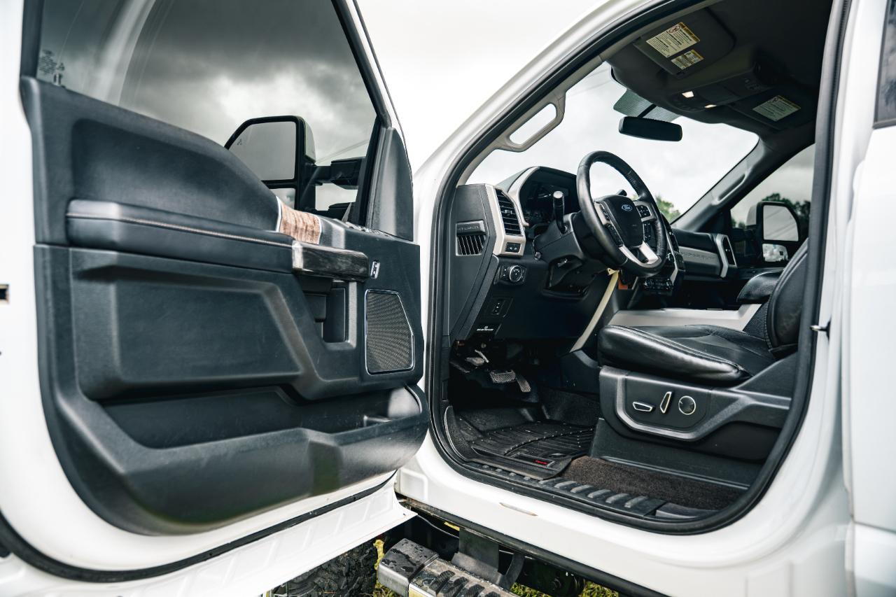 Ford Super Duty F-250 SRW Lariat 4WD Crew Cab 6.75' Box 2018
