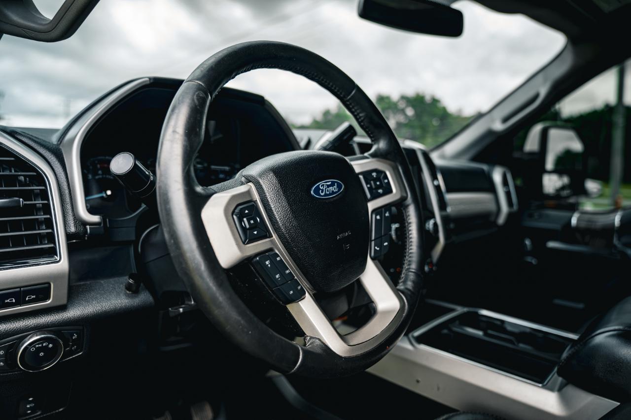 Ford Super Duty F-250 SRW Lariat 4WD Crew Cab 6.75' Box 2018