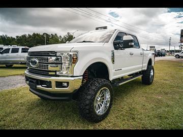 2018 Ford Super Duty F-250 SRW Lariat 4WD Crew Cab 6.75' Box