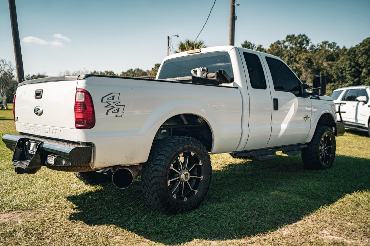 Ford Super Duty F-250 SRW 4WD SuperCab 142" Lariat 2012