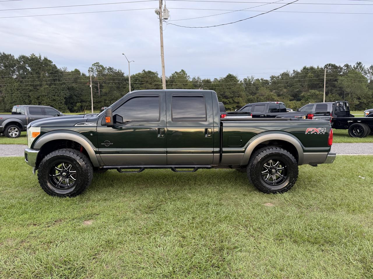 2013 Ford Super Duty F-250 SRW 4WD Crew Cab 156" Lariat