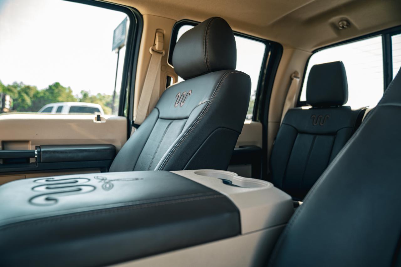 Ford Super Duty F-250 SRW 4WD Crew Cab 156" King Ranch 2016