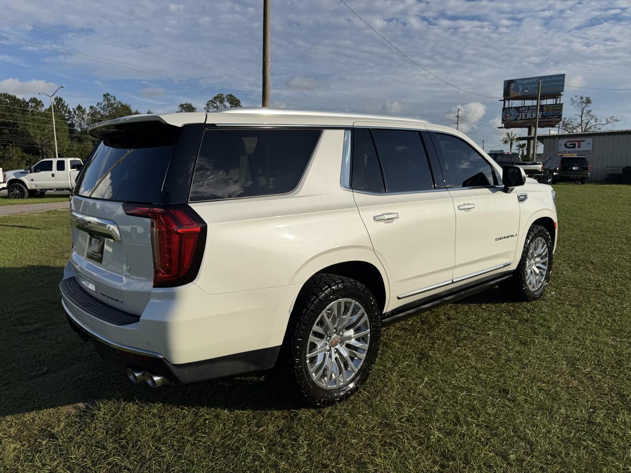 2023 GMC Yukon 4WD 4dr Denali