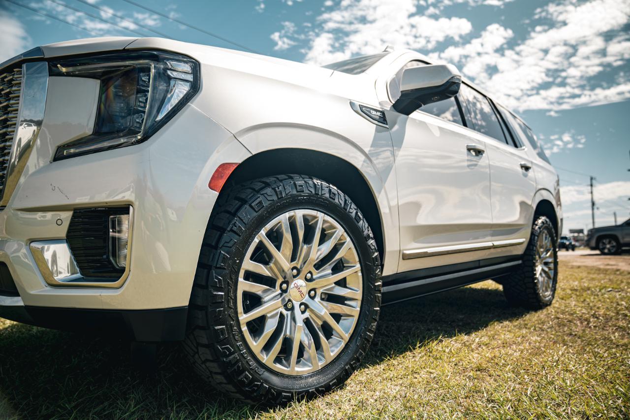 GMC Yukon 4WD 4dr Denali 2023