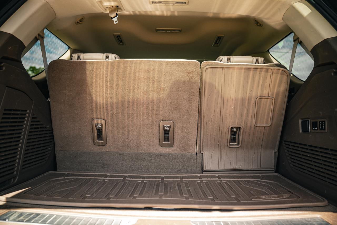 GMC Yukon 4WD 4dr Denali 2023