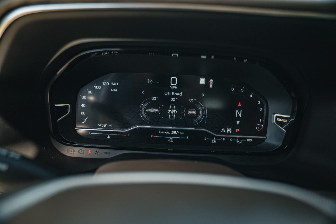 GMC Yukon 4WD 4dr Denali 2023