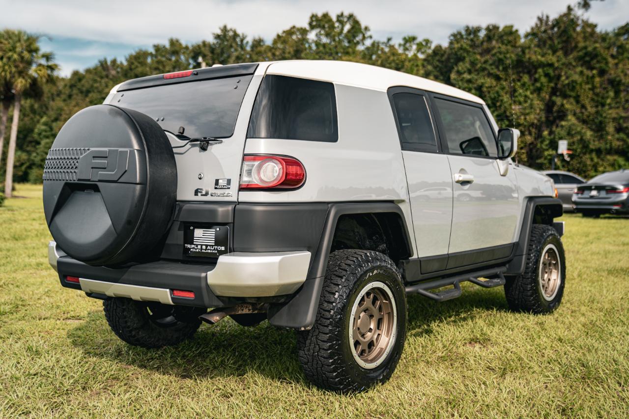 Toyota FJ Cruiser 4WD 4dr Auto (Natl) 2014