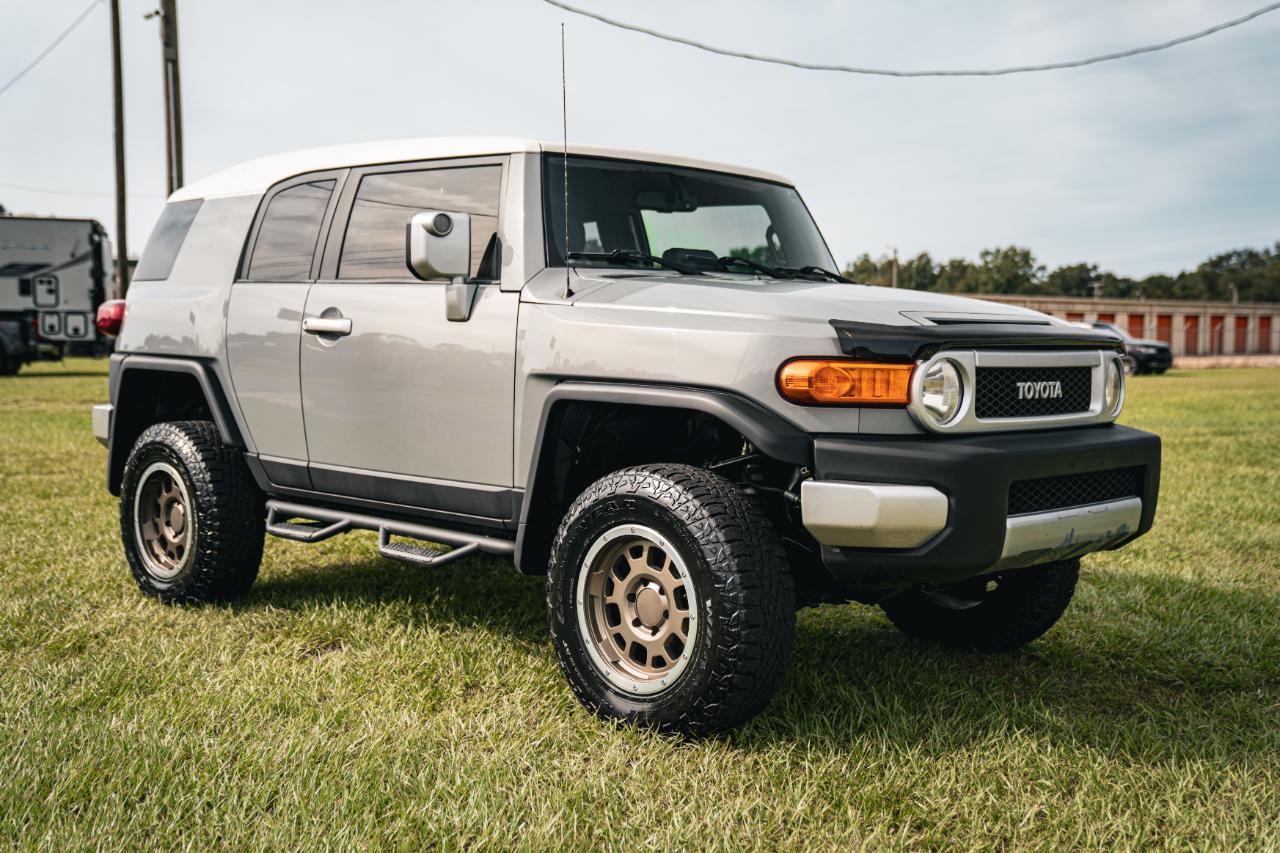 Toyota FJ Cruiser 4WD 4dr Auto (Natl) 2014