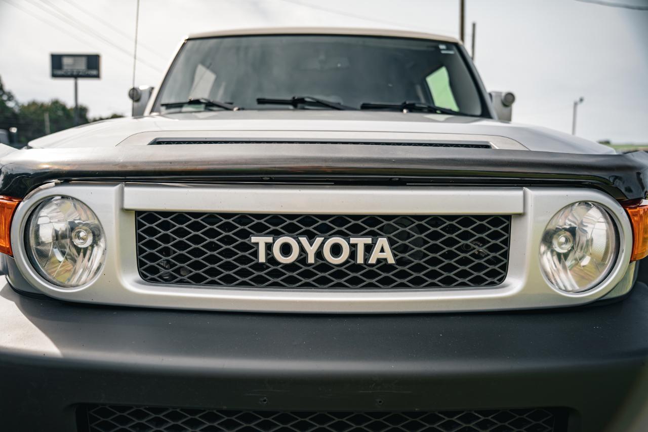Toyota FJ Cruiser 4WD 4dr Auto (Natl) 2014