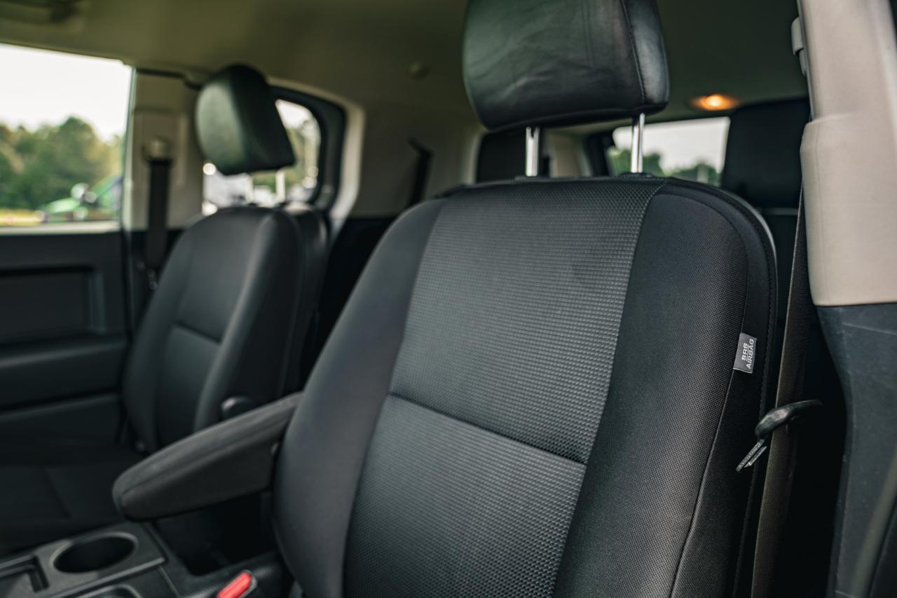 Toyota FJ Cruiser 4WD 4dr Auto (Natl) 2014