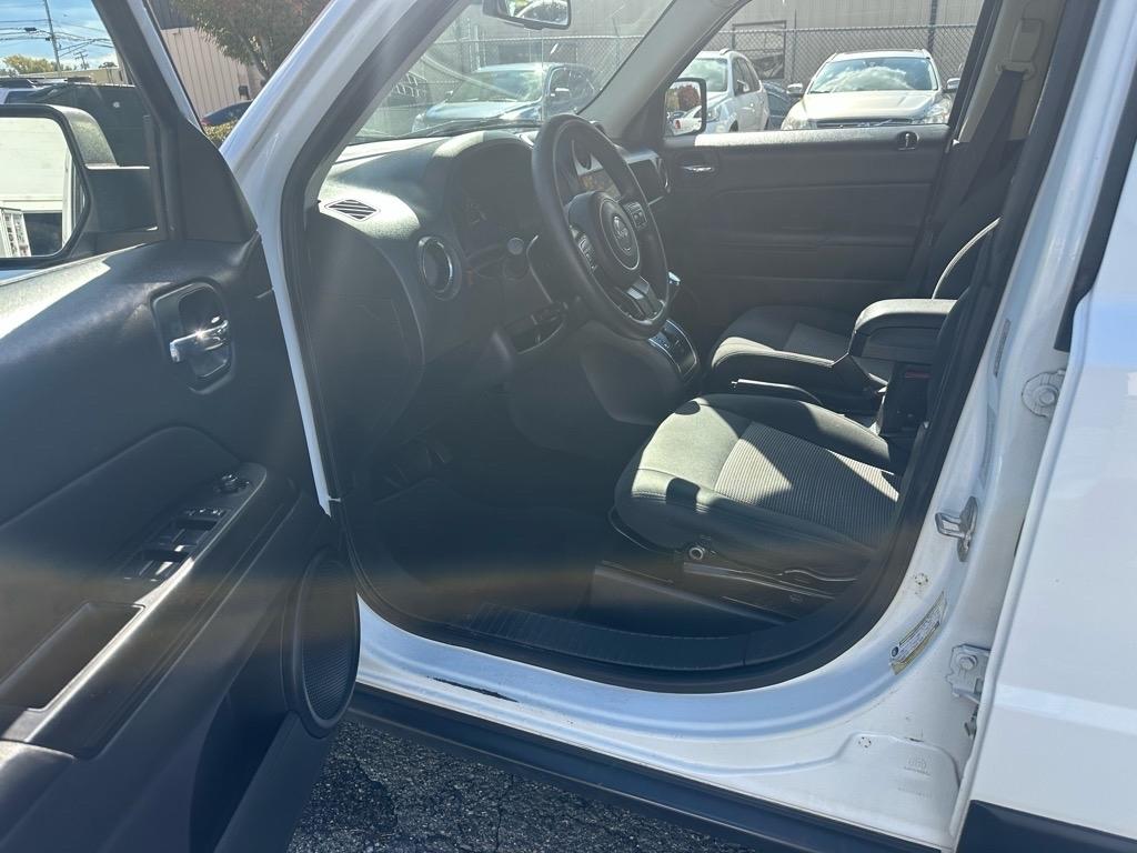 Jeep Patriot 4WD 4dr Sport 2015