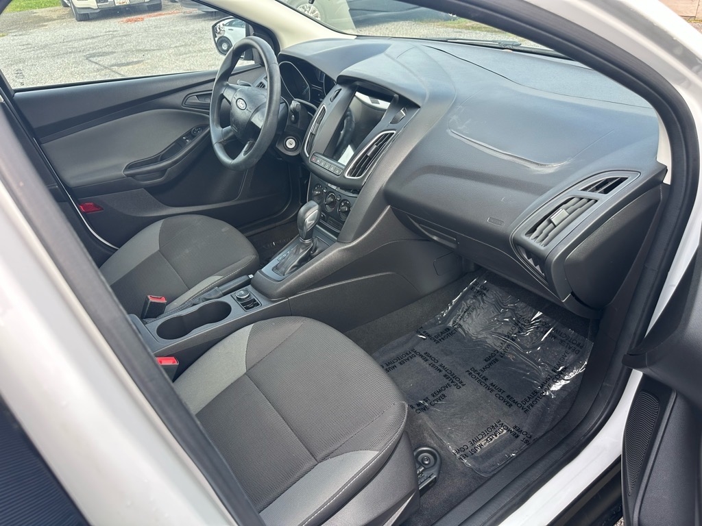 Ford Focus 4dr Sdn S 2014 Ford Focus 4dr Sdn S 2014