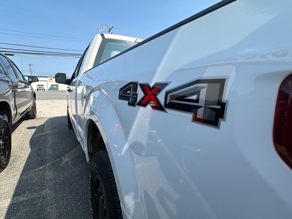 Ford F-150 4WD SuperCab 145" XLT 2016 Ford F-150 4WD SuperCab 145" XLT 2016