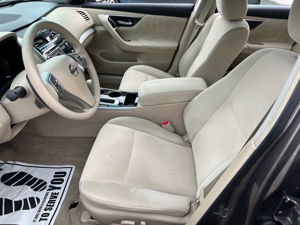 Nissan Altima 4dr Sdn V6 3.5 S 2013 Nissan Altima 4dr Sdn V6 3.5 S 2013