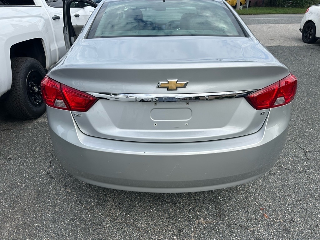 Chevrolet Impala 4dr Sdn LT w/1LT 2018 Chevrolet Impala 4dr Sdn LT w/1LT 2018