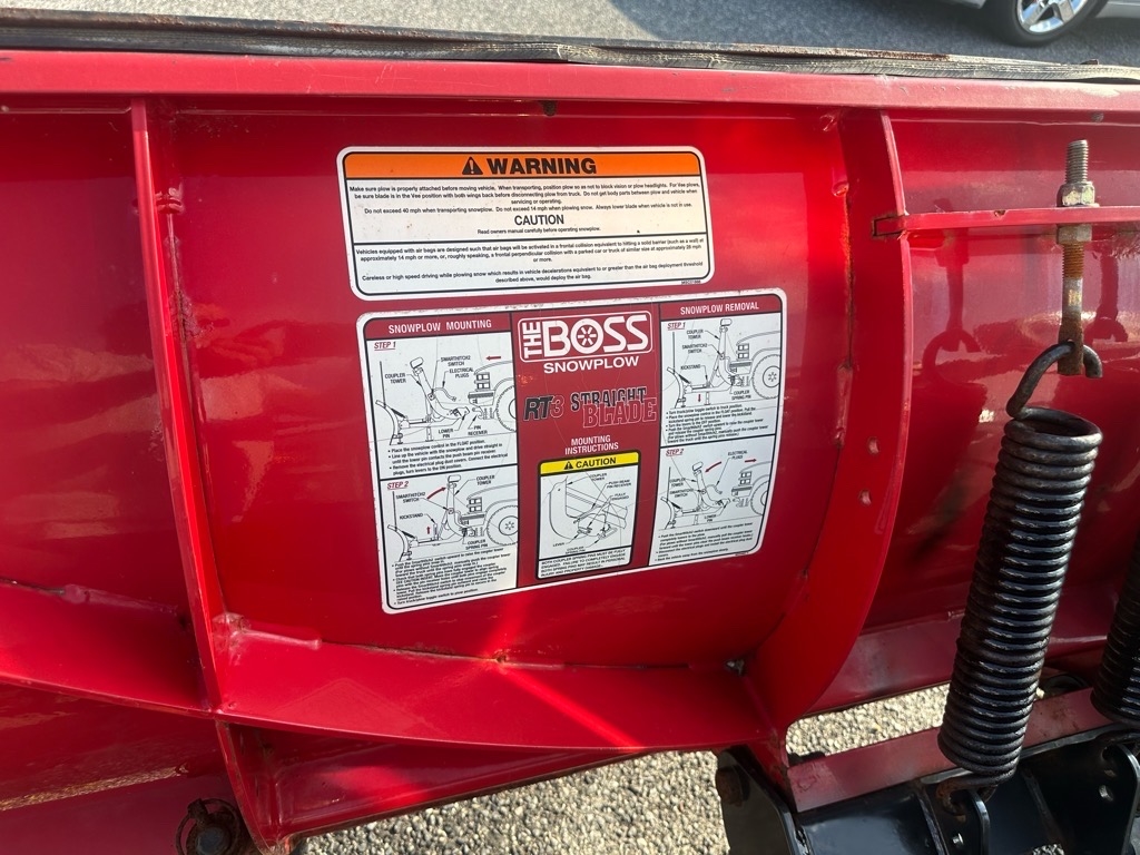 Ford Super Duty F-550 DRW 2WD Reg Cab 141" WB 60" CA XL 2012 Ford Super Duty F-550 DRW 2WD Reg Cab 141" WB 60" CA XL 2012