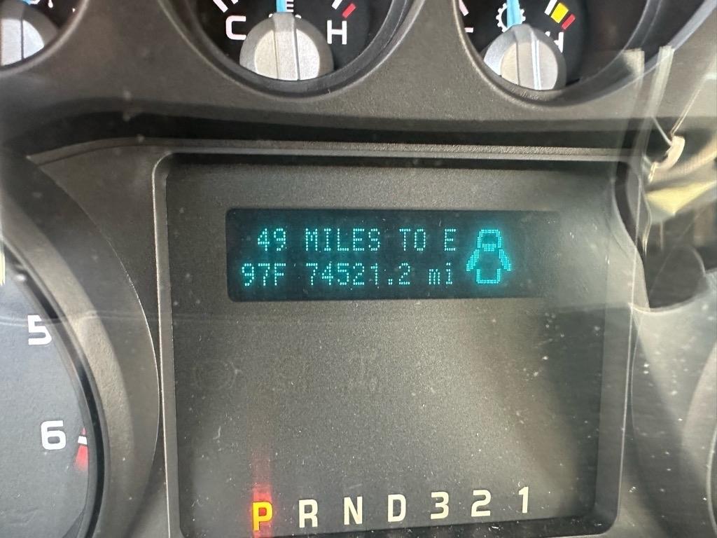 Ford Super Duty F-550 DRW 2WD Reg Cab 141" WB 60" CA XL 2012