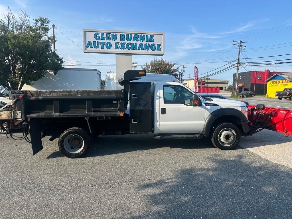 Ford Super Duty F-550 DRW 2WD Reg Cab 141" WB 60" CA XL 2012