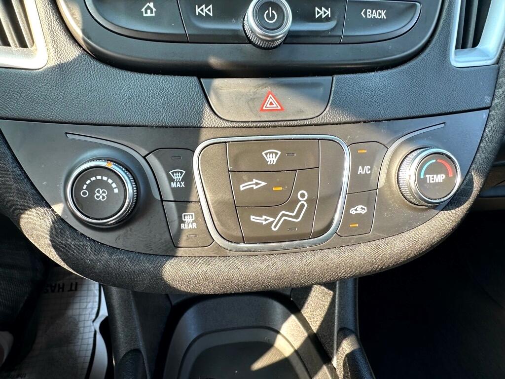 Chevrolet Malibu 4dr Sdn LS w/1FL 2019