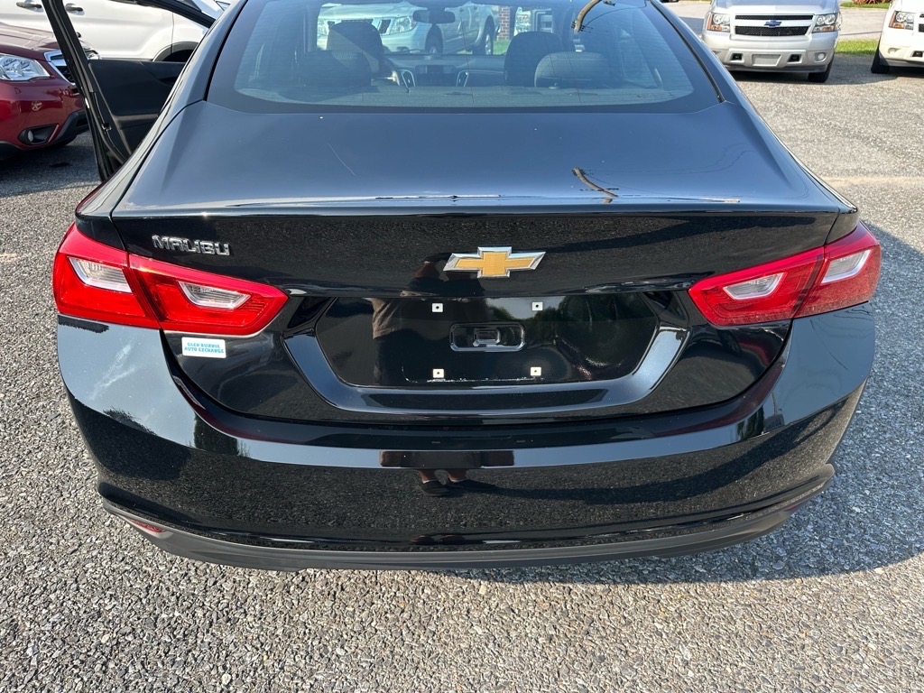 Chevrolet Malibu 4dr Sdn LS w/1FL 2019
