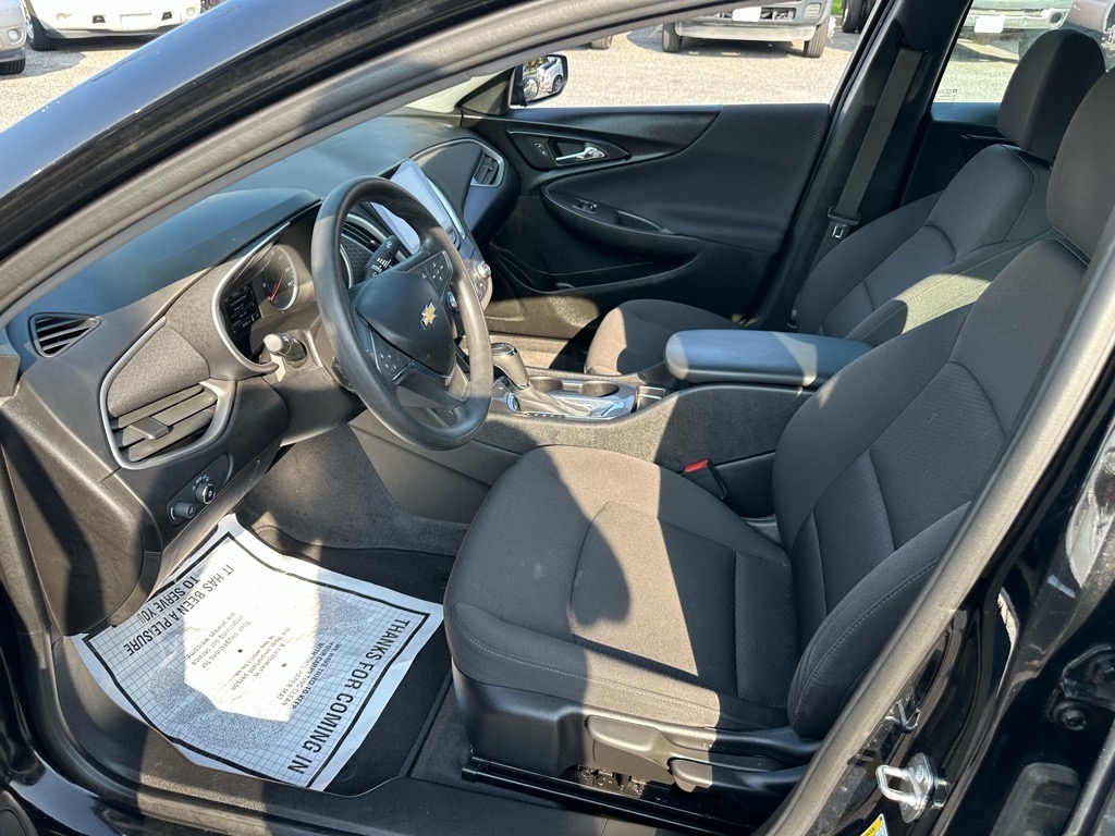 Chevrolet Malibu 4dr Sdn LS w/1FL 2019