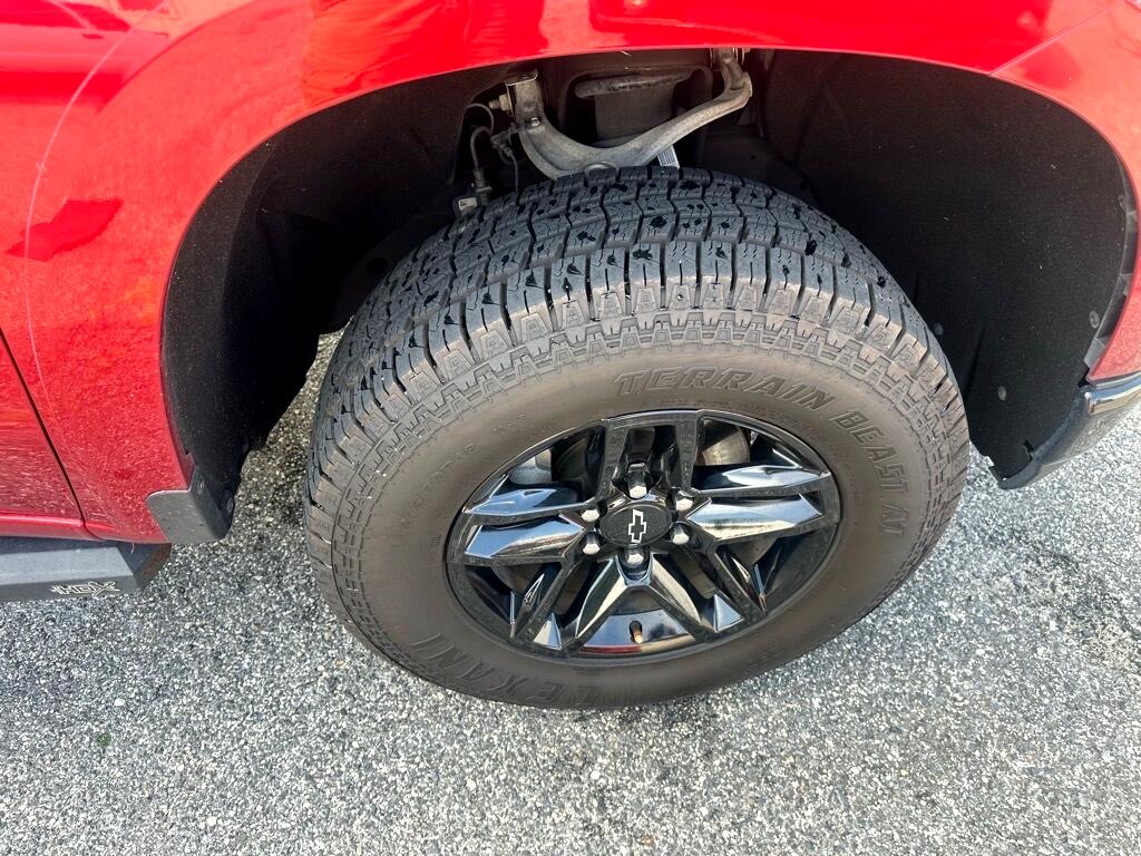 Chevrolet Silverado 1500 4WD Crew Cab 147" Custom Trail Boss 2021