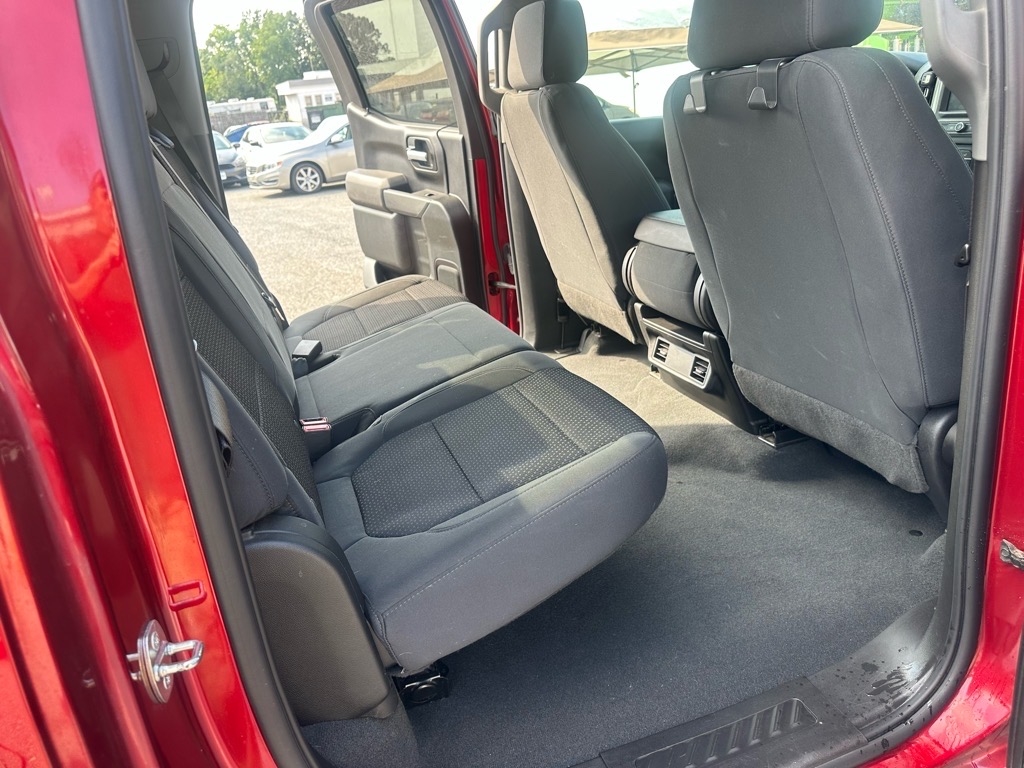 Chevrolet Silverado 1500 4WD Crew Cab 147" Custom Trail Boss 2021