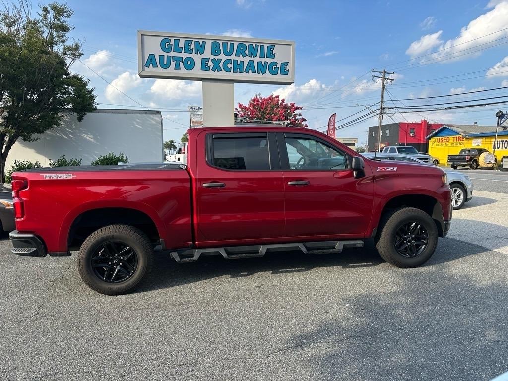 Chevrolet Silverado 1500 4WD Crew Cab 147" Custom Trail Boss 2021