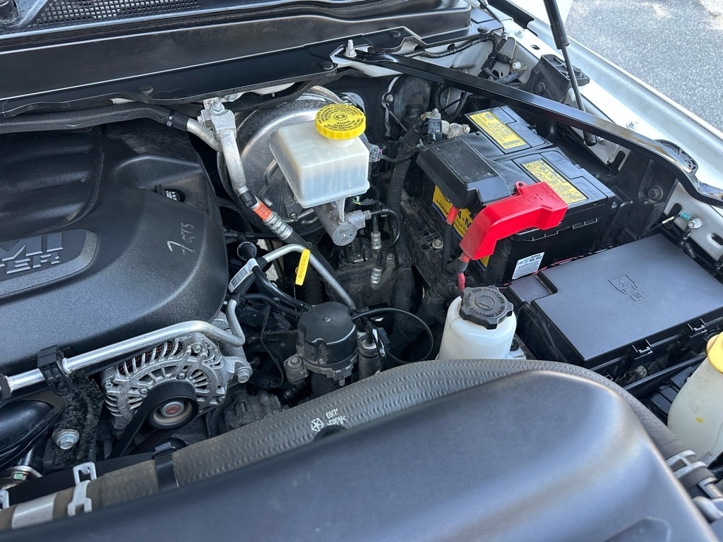 RAM 2500 Tradesman 4x4 Crew Cab 8' Box 2020