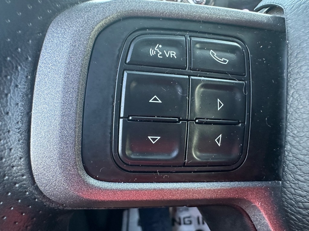 RAM 2500 Tradesman 4x4 Crew Cab 8' Box 2020