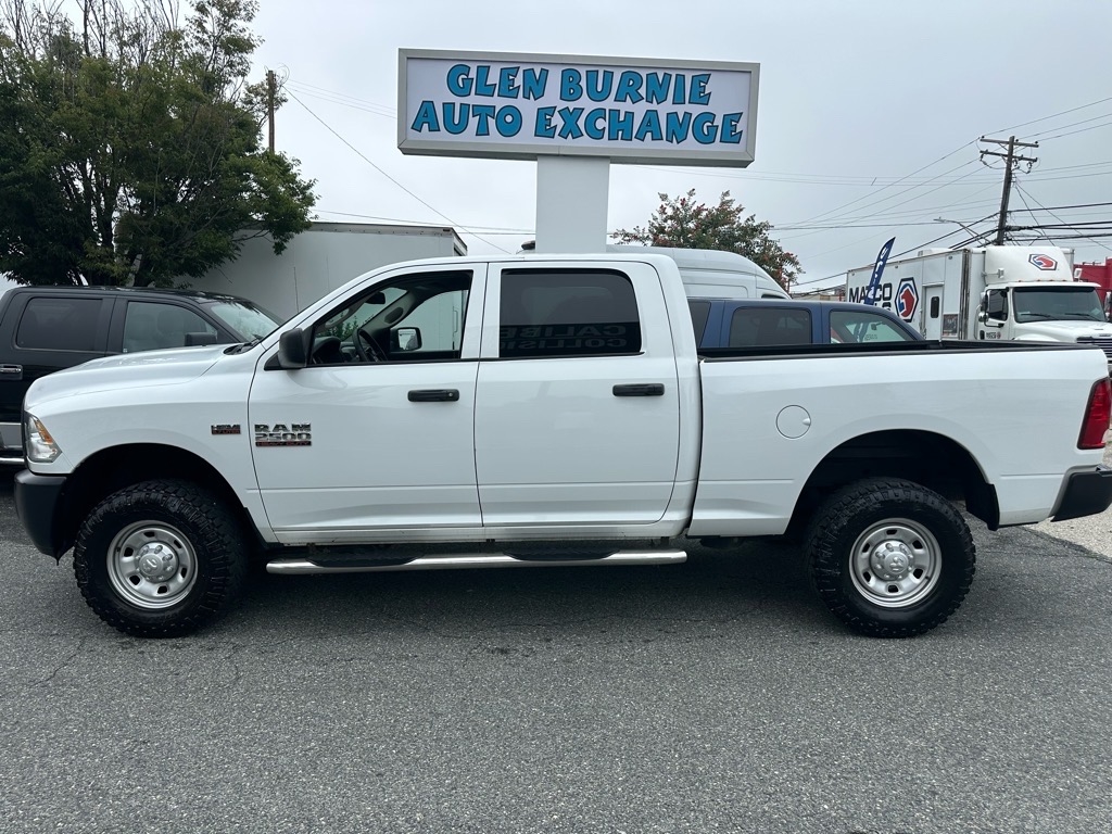 2018 RAM 2500 Tradesman 4x4 Crew Cab 6'4" Box