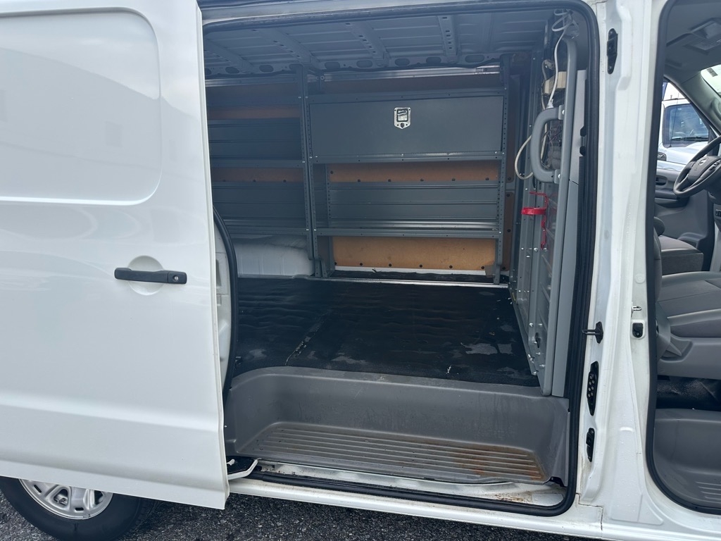 Nissan NV Cargo NV1500 Standard Roof V6 SV 2021 Nissan NV Cargo NV1500 Standard Roof V6 SV 2021