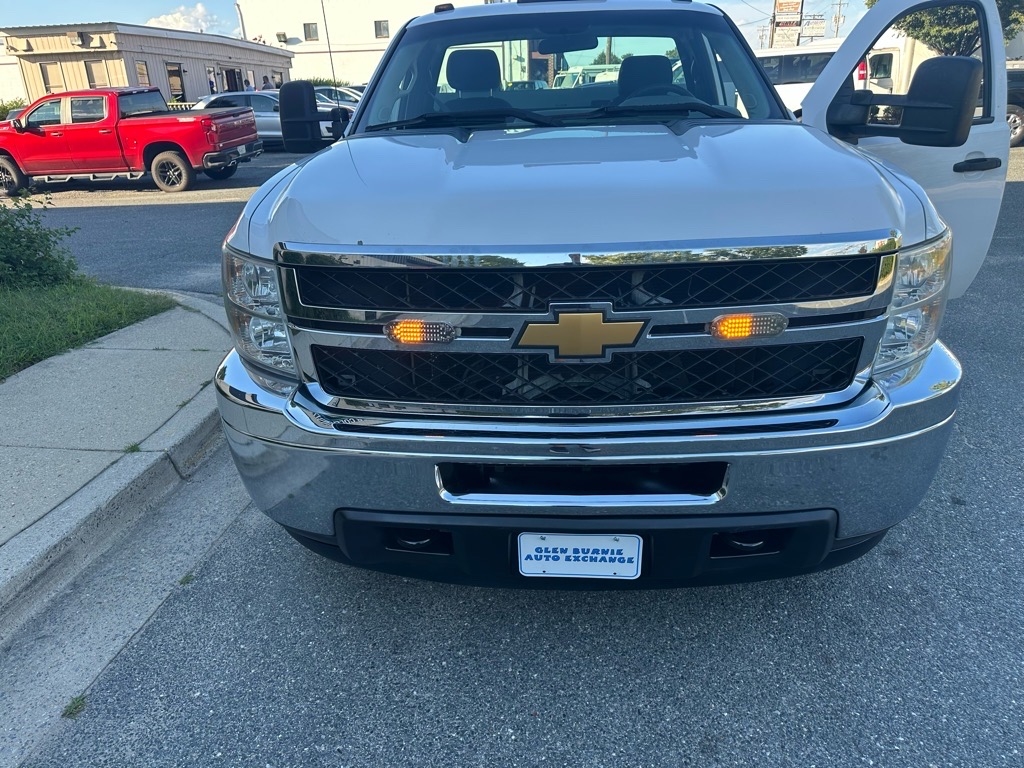 Chevrolet Silverado 2500HD 4WD Reg Cab 133.7" Work Truck 2013 Chevrolet Silverado 2500HD 4WD Reg Cab 133.7" Work Truck 2013