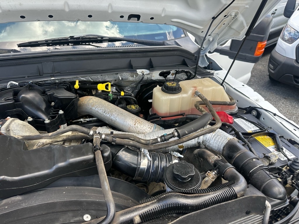 Ford Super Duty F-350 SRW 4WD Crew Cab 172" XL 2012 Ford Super Duty F-350 SRW 4WD Crew Cab 172" XL 2012