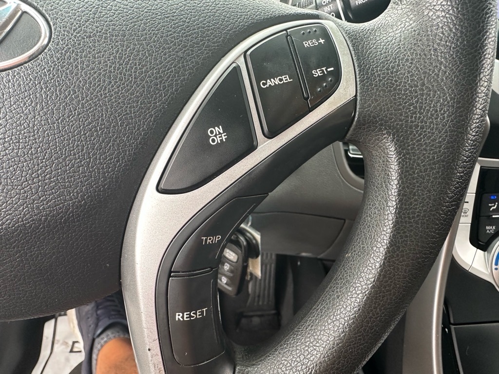Hyundai Elantra 4dr Sdn Auto GLS PZEV (Alabama Plant) *Ltd Avail* 2013