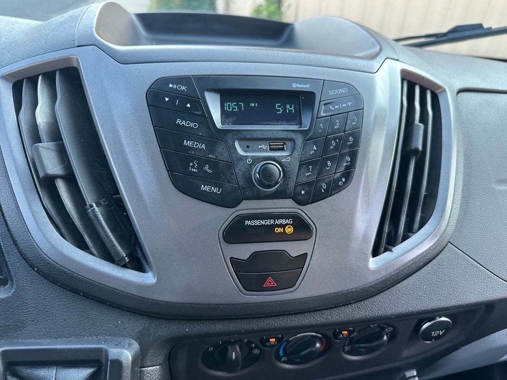 Ford Transit Van T-150 130" Low Rf 8600 GVWR Swing-Out RH Dr 2019 Ford Transit Van T-150 130" Low Rf 8600 GVWR Swing-Out RH Dr 2019