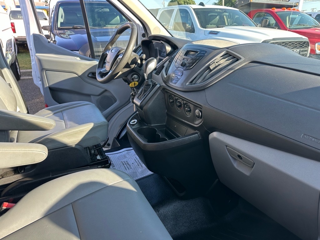 Ford Transit Van T-150 130" Low Rf 8600 GVWR Swing-Out RH Dr 2019 Ford Transit Van T-150 130" Low Rf 8600 GVWR Swing-Out RH Dr 2019