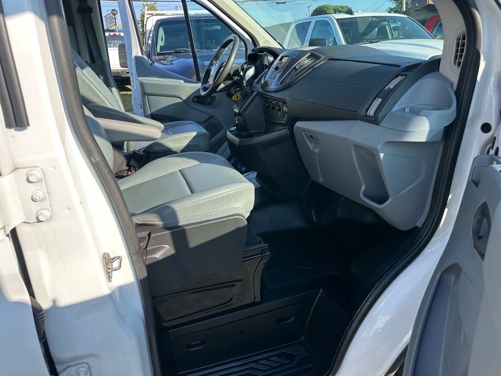 Ford Transit Van T-150 130" Low Rf 8600 GVWR Swing-Out RH Dr 2019 Ford Transit Van T-150 130" Low Rf 8600 GVWR Swing-Out RH Dr 2019