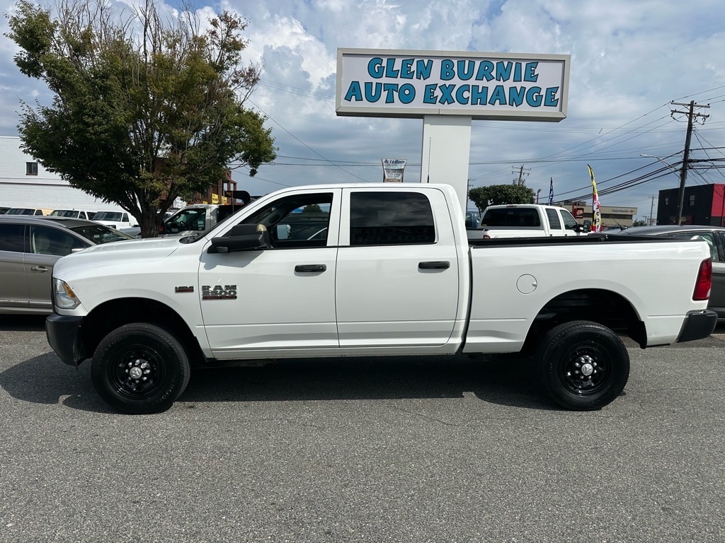 2018 RAM 2500 Tradesman 4x4 Crew Cab 6'4" Box