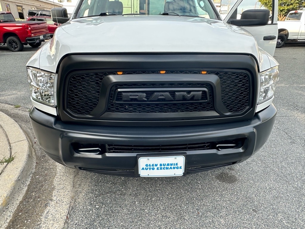 RAM 2500 Tradesman 4x4 Crew Cab 6'4" Box 2018