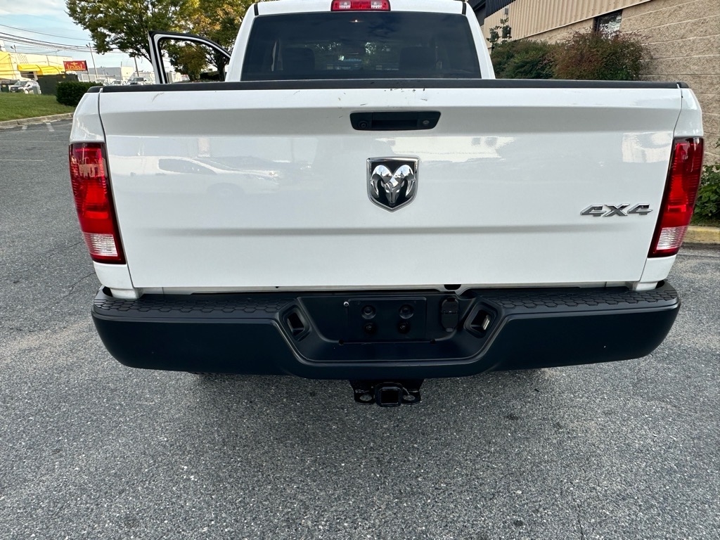 RAM 2500 Tradesman 4x4 Crew Cab 6'4" Box 2018