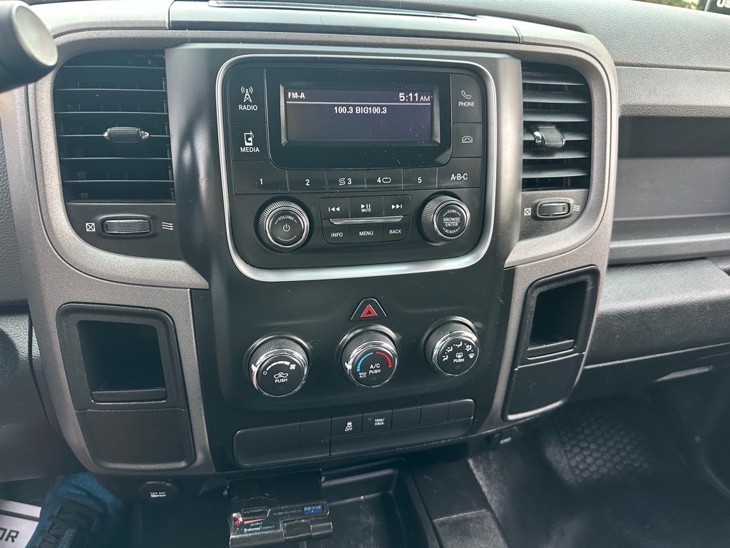 RAM 2500 Tradesman 4x4 Crew Cab 6'4" Box 2018