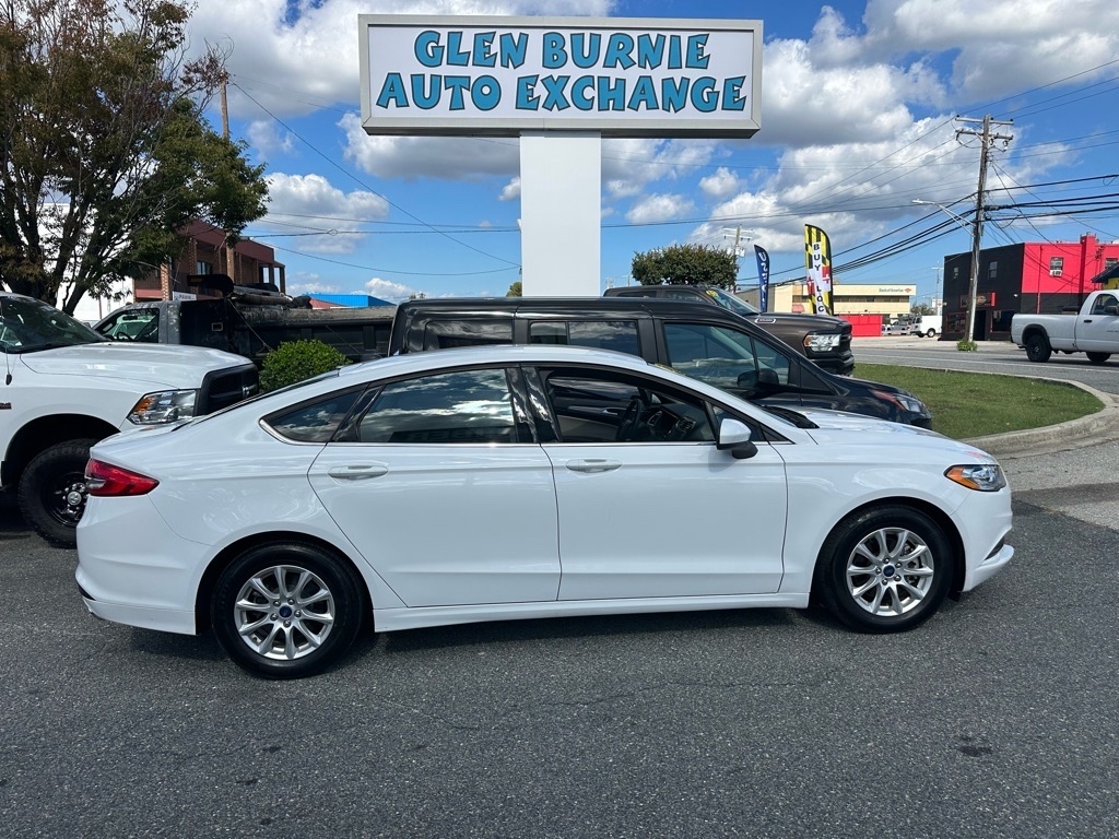Ford Fusion S FWD 2017 Ford Fusion S FWD 2017