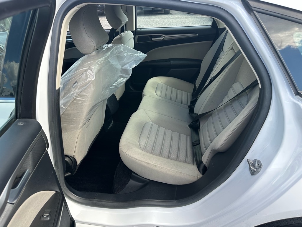 Ford Fusion S FWD 2017 Ford Fusion S FWD 2017