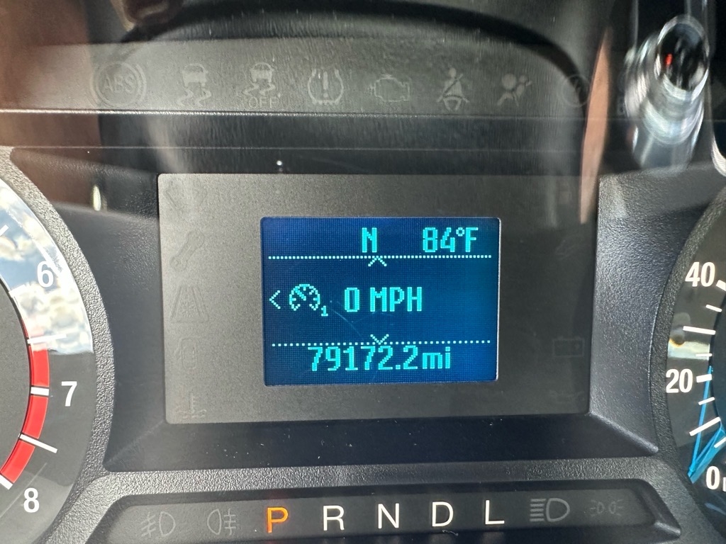 Ford Fusion S FWD 2017