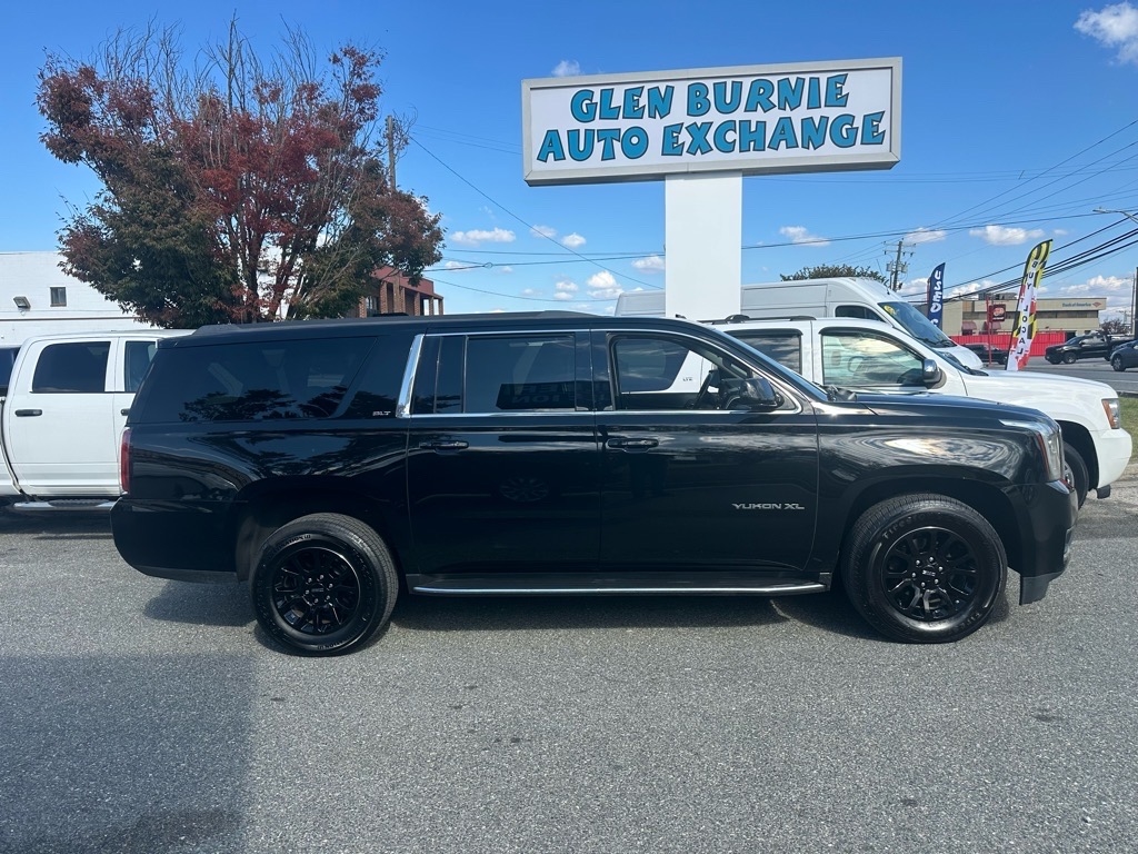 GMC Yukon XL 4WD 4dr SLT Standard Edition 2019 GMC Yukon XL 4WD 4dr SLT Standard Edition 2019